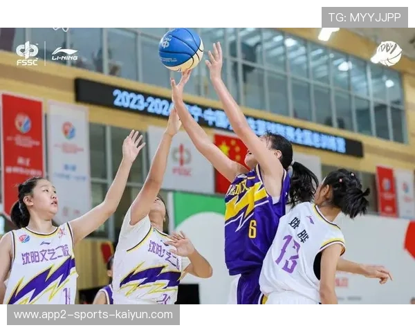 中国篮球少年不畏艰险的追梦路，中国少年篮球比赛