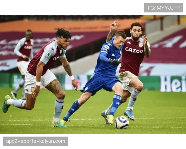 切尔西防线亟待修补，未来对阵强敌的战略调整势在必行，切尔西战术分析